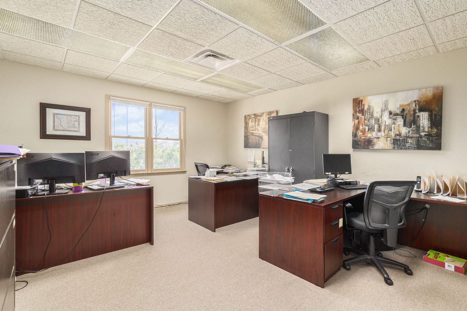 Suite 211